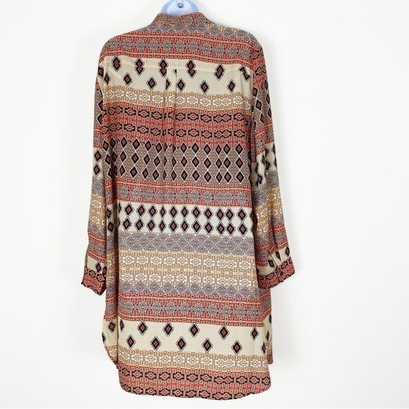NWT CHICO’S Exquisite Patterns Tunic Shirt Lightweight Button Aztec Print 3 XL - Picture 5 of 7